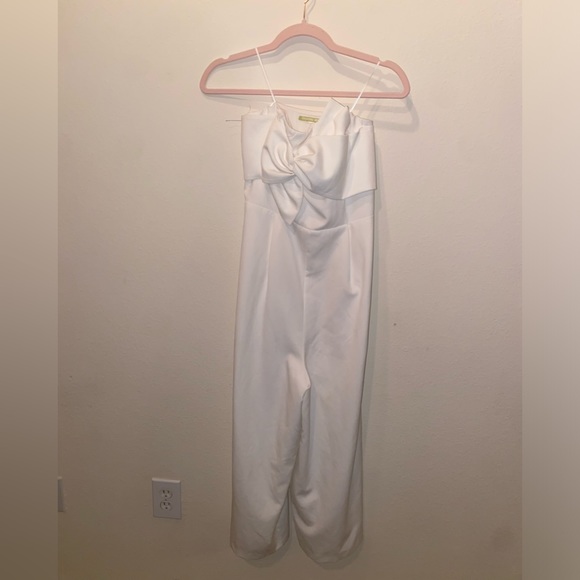 White jumpsuit - Picture 4 of 6